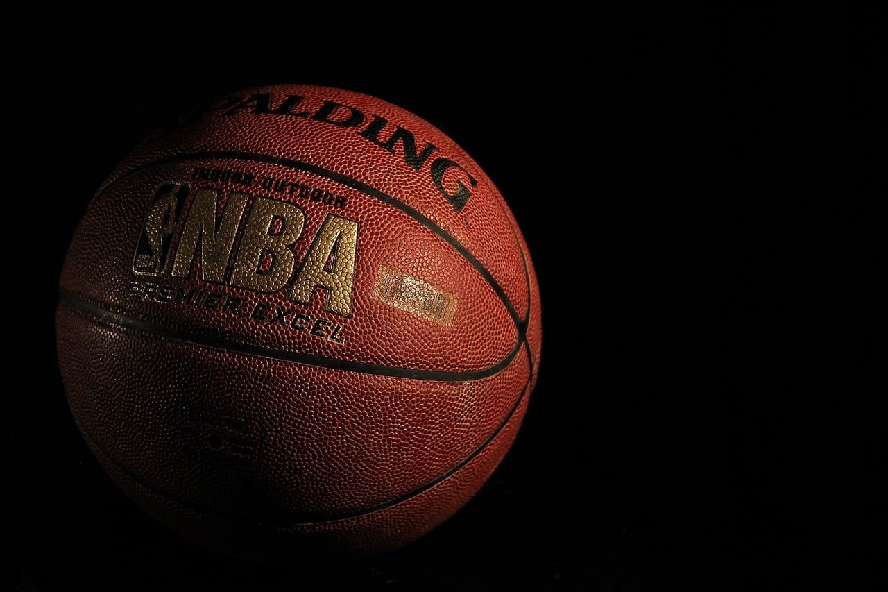 https%3A%2F%2Fmrfixitstips.co.uk%2Fapp%2Fuploads%2F2023%2F02%2Fnba basketball ball